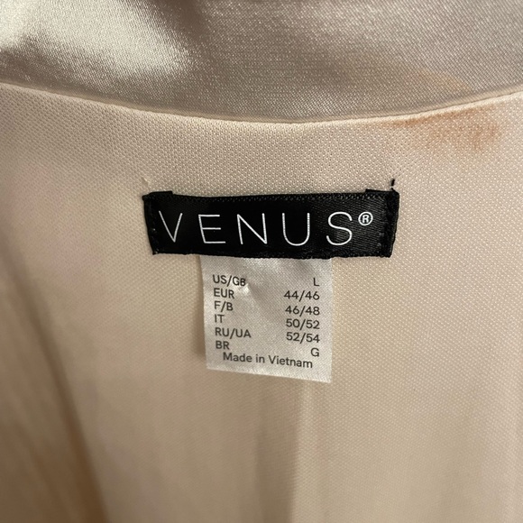 VENUS Shimmering Silver Sequin Jumpsuit/ Romper - Picture 5 of 8